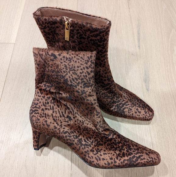 Leopard Print Ankle Boots with fur texture - Picture 11 of 12